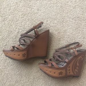 Jessica Simpson wedges